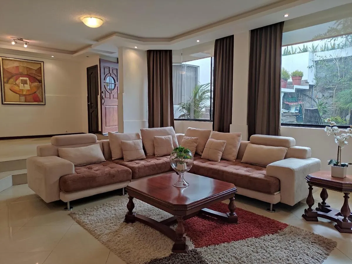Hospedaje En Quito Norte, Apartamento & Suite Independientes 0*,  Ecuador
